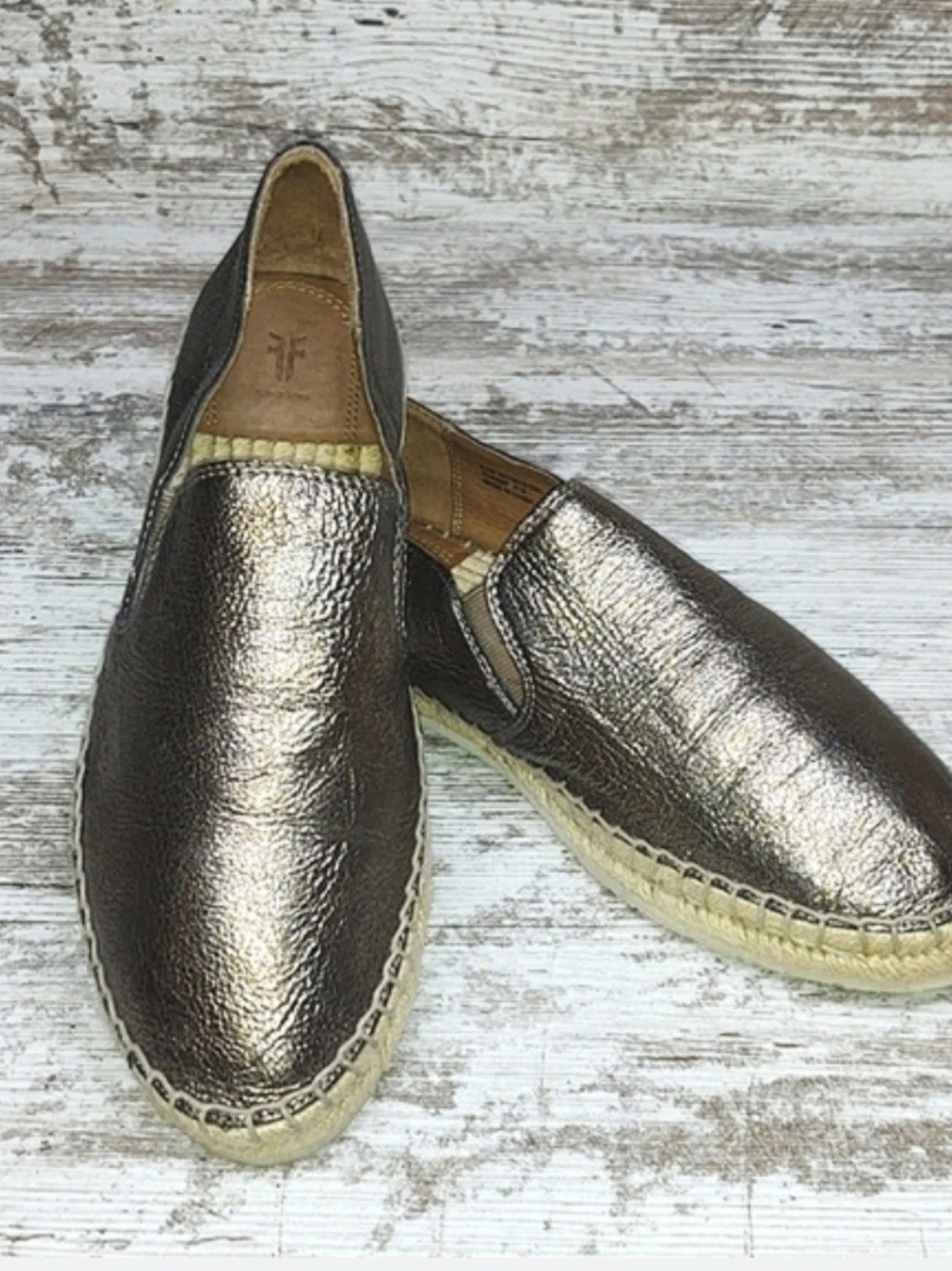 Frye Isabel Women Metallic Slip-On Loafers. Size 7.5
